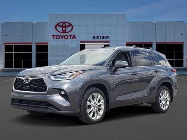2022 Toyota Highlander Limited