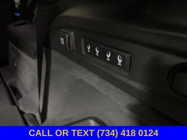 Used 2023 Silver Jeep Overland image 13