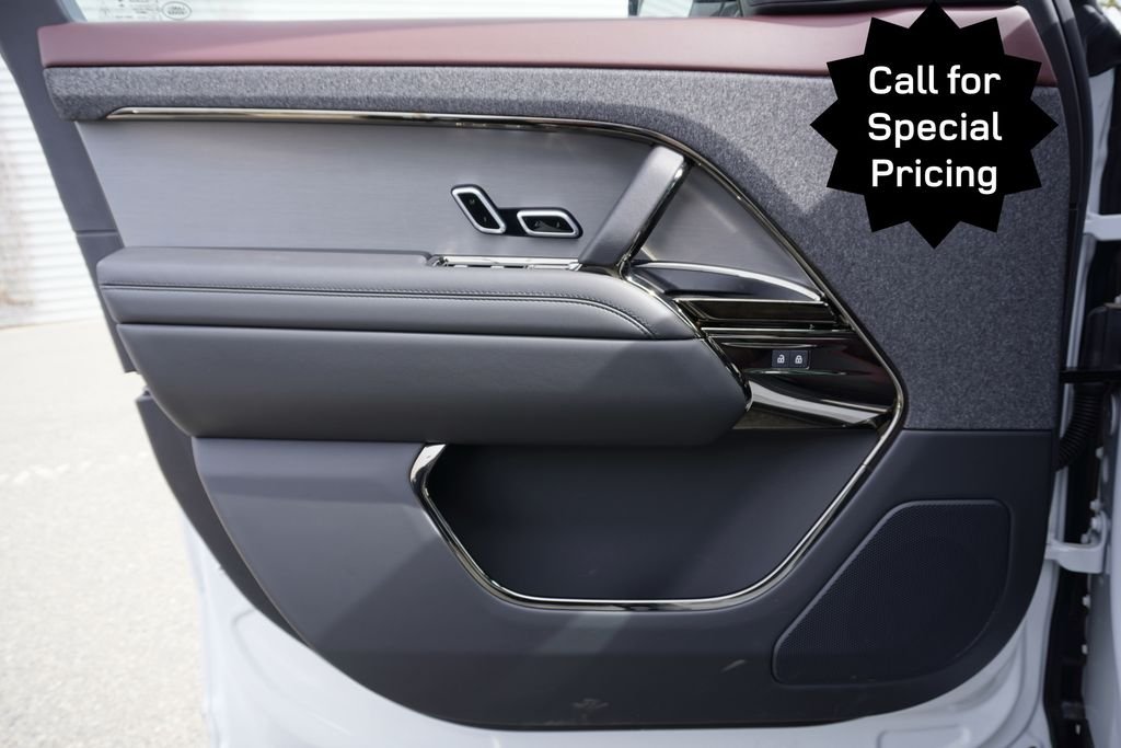 2025 Land Rover Range Rover Sport Dynamic SE - Photo 17