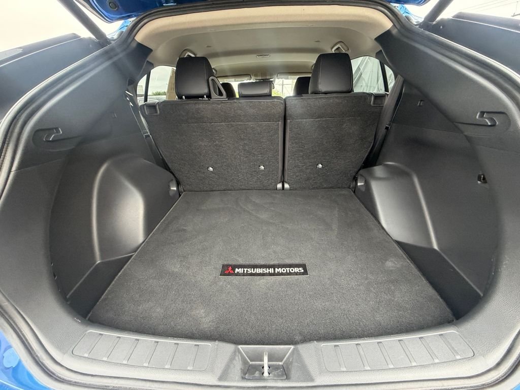 Used 2026  Mitsubishi Black Edition image 19