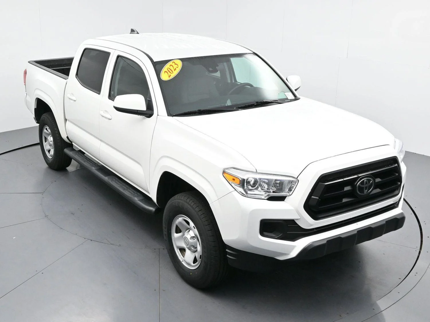 Used 2023 White Toyota SR image 33