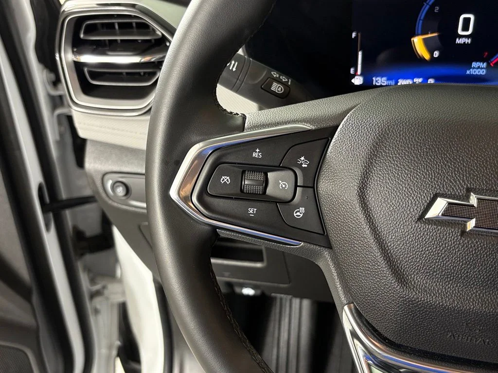 Used 2026 White Chevrolet LT image 20