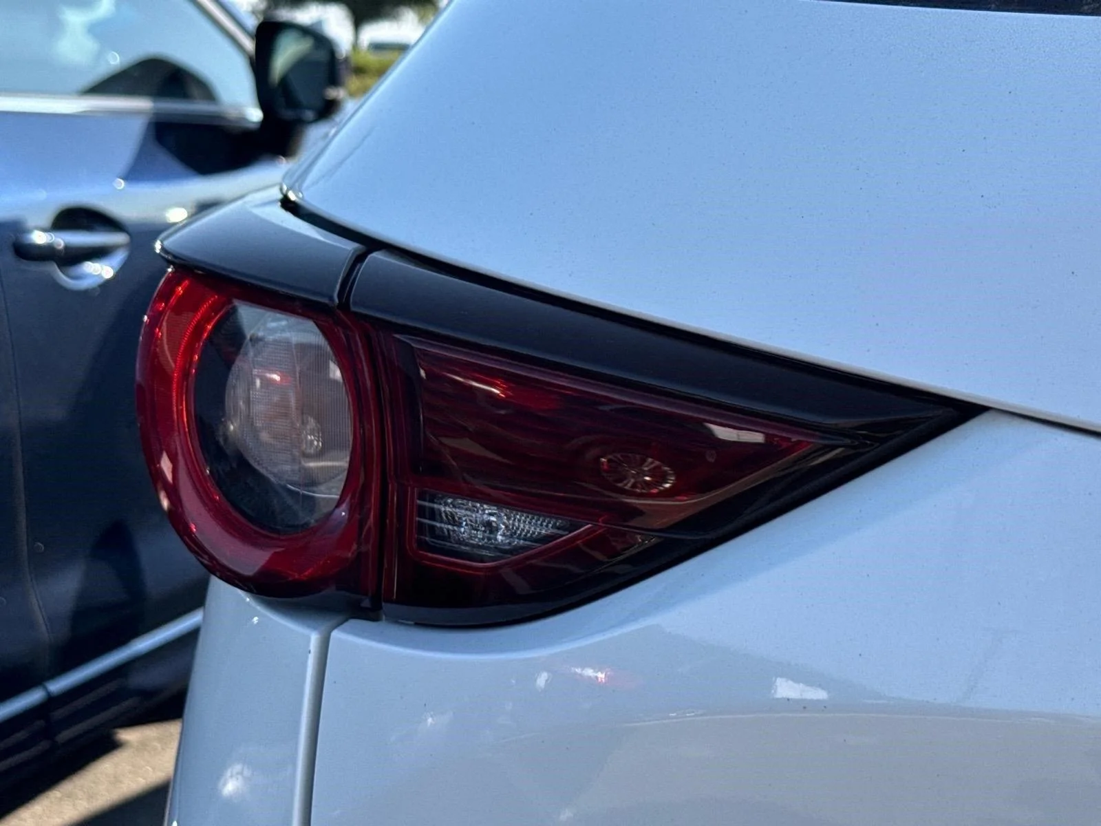Used 2020 Snowflake White Pearl Mica Mazda Touring image 12