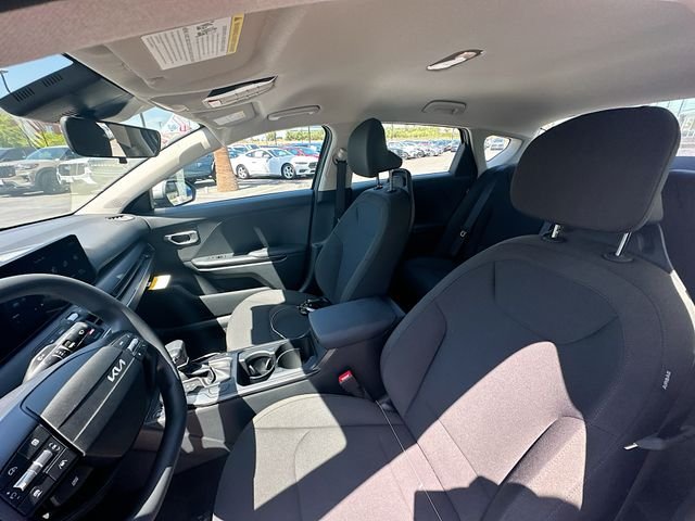 New 2026 Steel Gray Kia LXS image 21