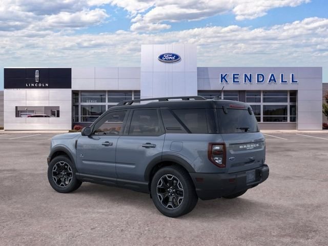 New 2026 Azure Gray Metallic Ford Outer Banks image 4