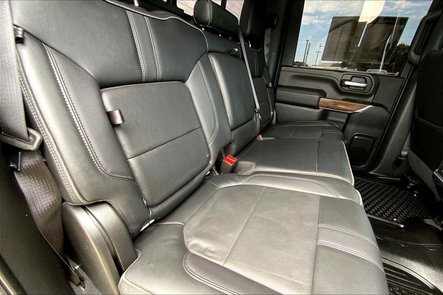 Used 2023 Summit White Chevrolet High Country image 20