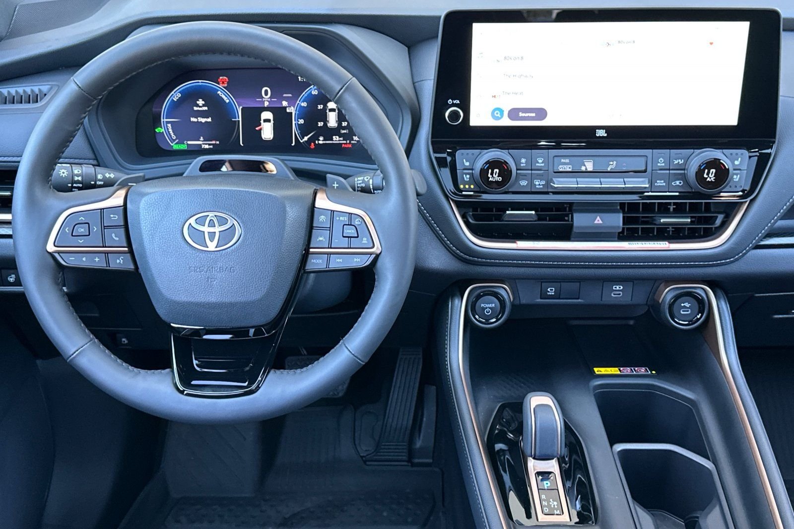 Used 2026  Toyota MAX Platinum image 14