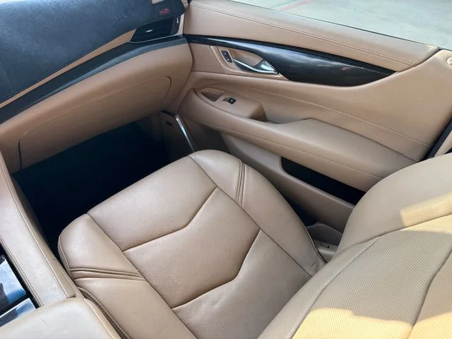Used 2018 White Cadillac Platinum Edition image 15