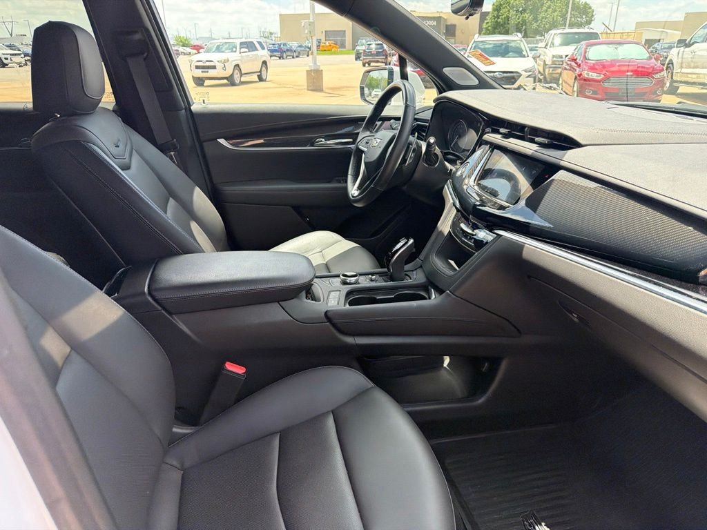 Used 2024 White Cadillac Sport image 11