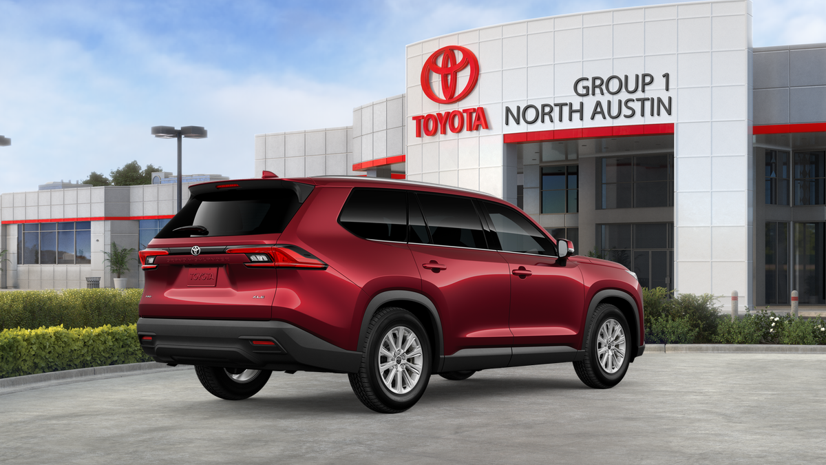 New 2026 Ruby Flare Pearl Toyota XLE image 10
