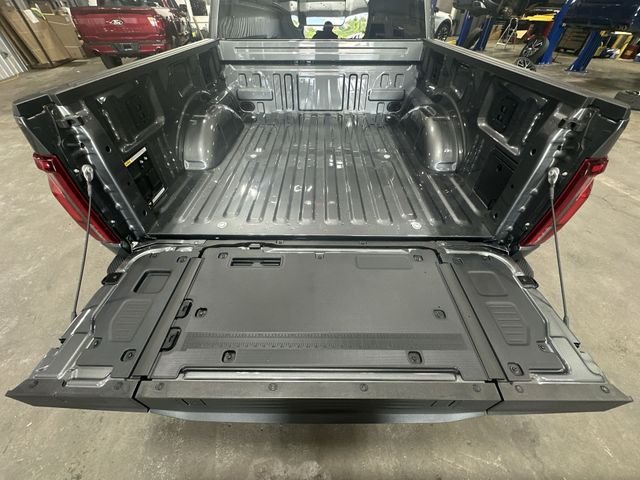 New 2026 Carbonized Gray Metallic Ford Lariat® image 25