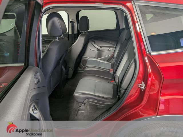 Used 2016 Red Ford SE image 25