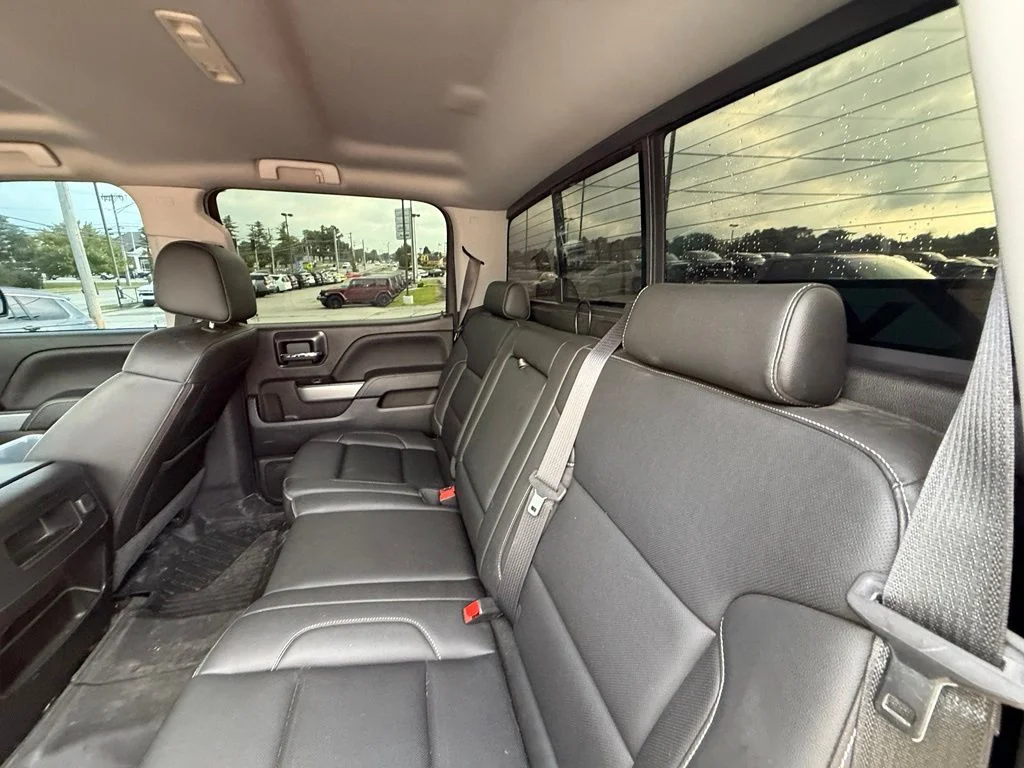 Used 2018 Blue Chevrolet LTZ image 28