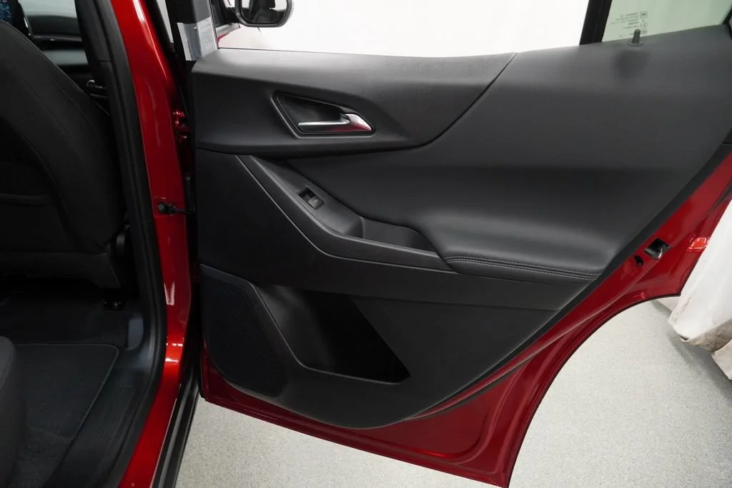2027 Chevrolet Equinox LT - Photo 26