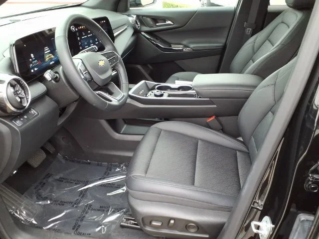 Used 2026 Mosaic Black Metallic Chevrolet LT image 16