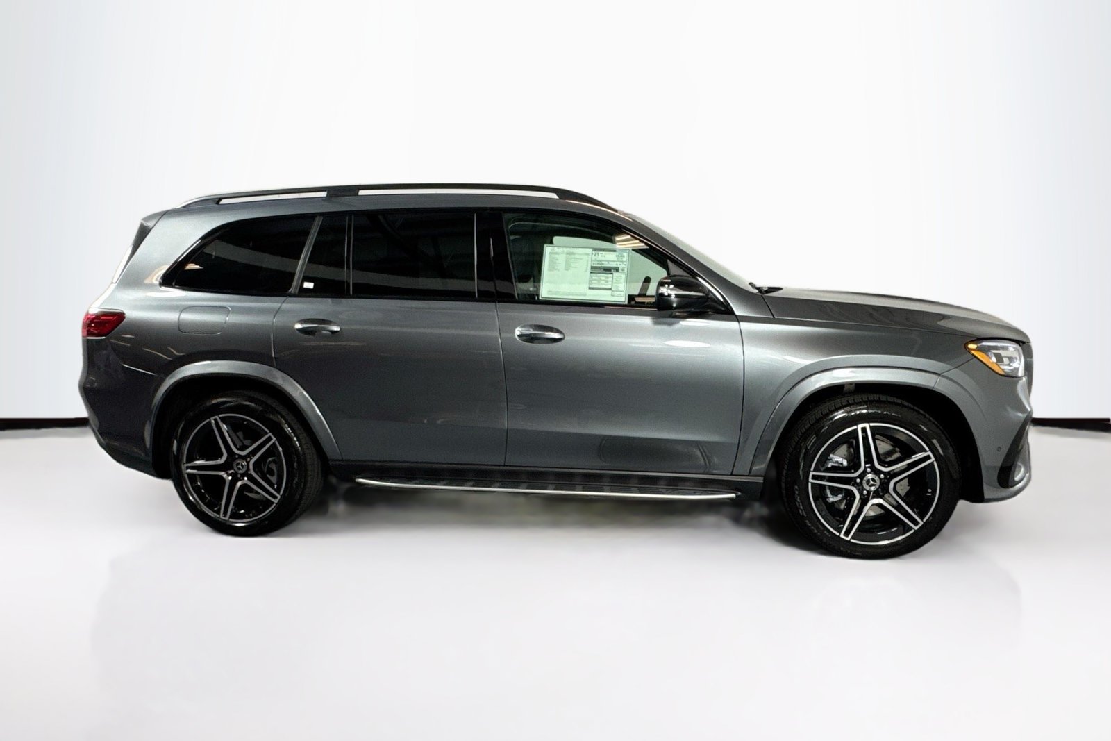 New 2026 Selenite Grey Metallic Mercedes-Benz GLS 450 image 4