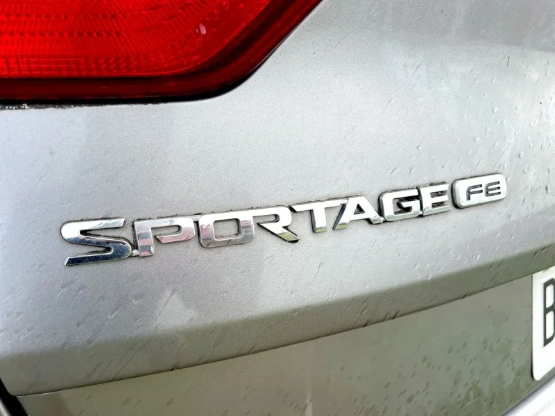 Used 2017 SILVER Kia LX image 11