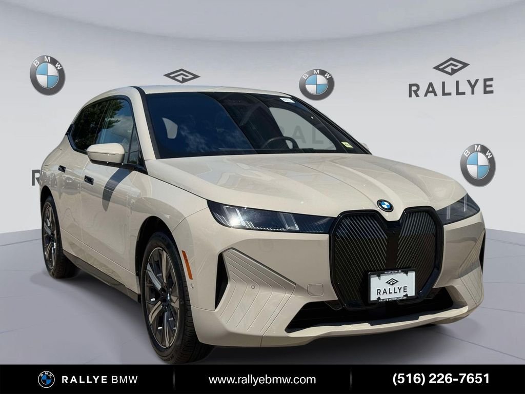 2026 BMW iX xDrive45's photo