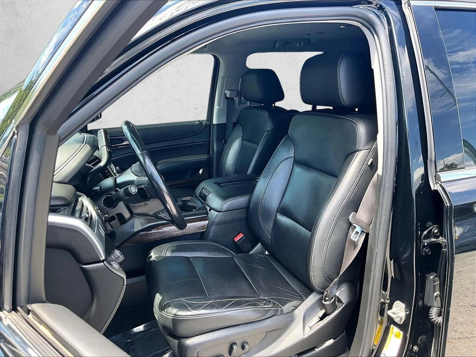 Used 2019 Black Chevrolet LT image 26
