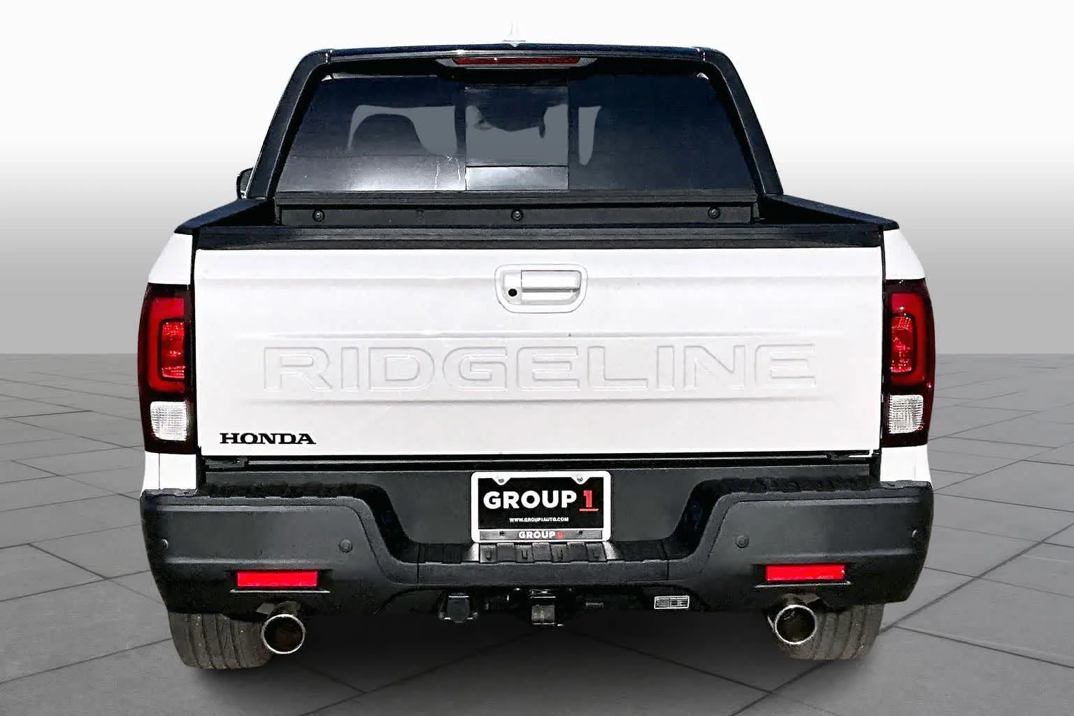 New 2026 Platinum White Pearl Honda Black Edition image 4
