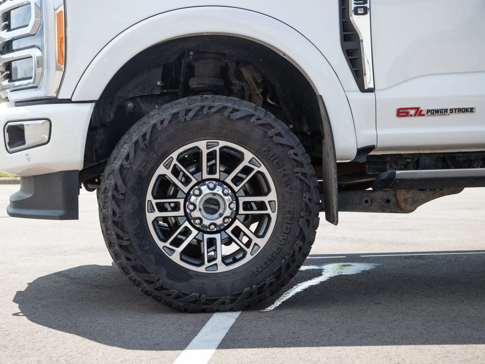 Used 2023 White Ford XL image 28