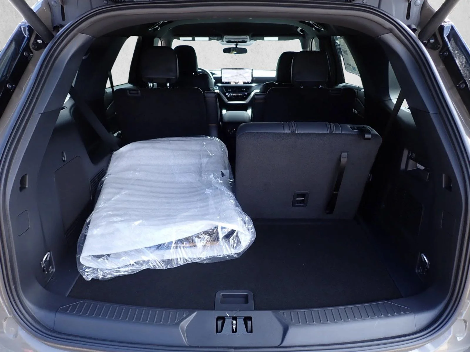 New 2026 Marsh Gray Ford Tremor® image 8