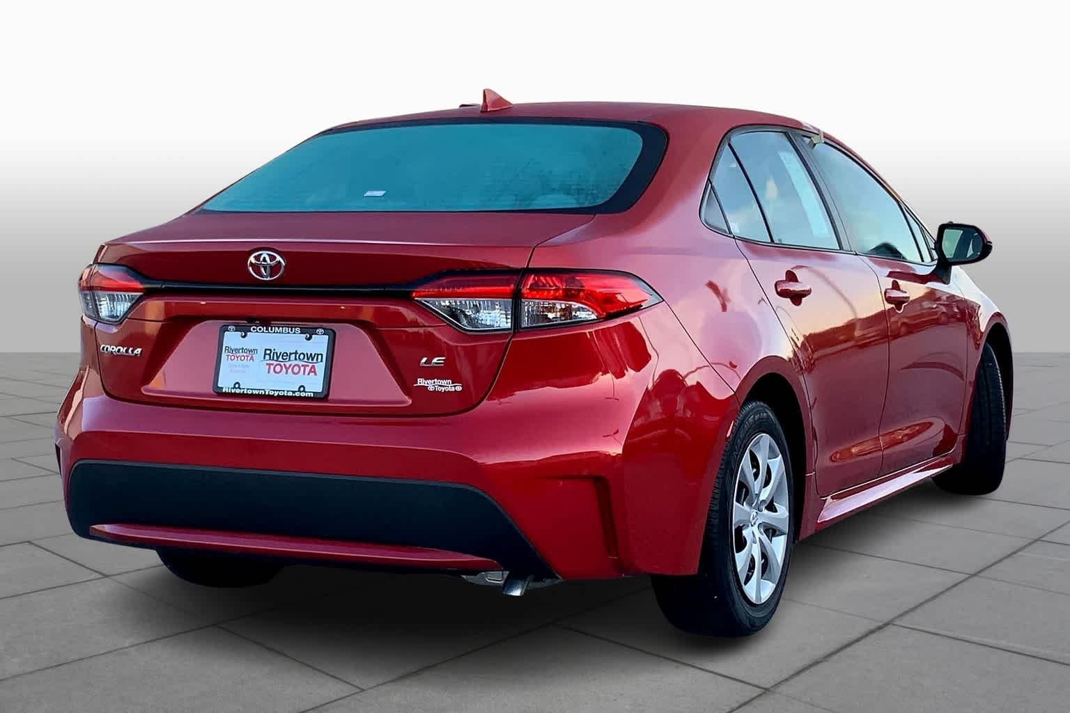 Used 2020 Barcelona Red Metallic Toyota LE image 13