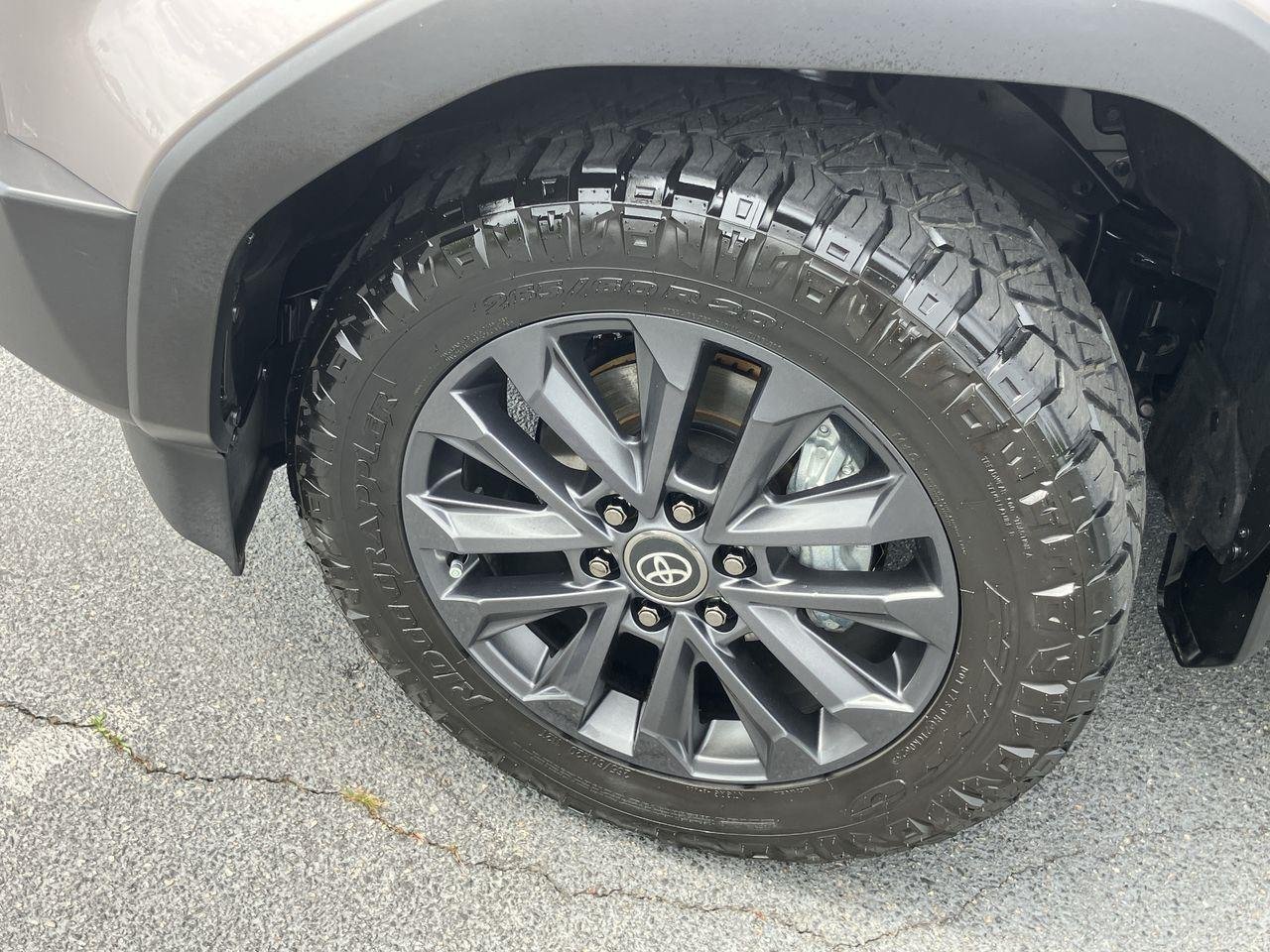 Used 2025 Silver (Meteor Shower) Toyota Base image 9