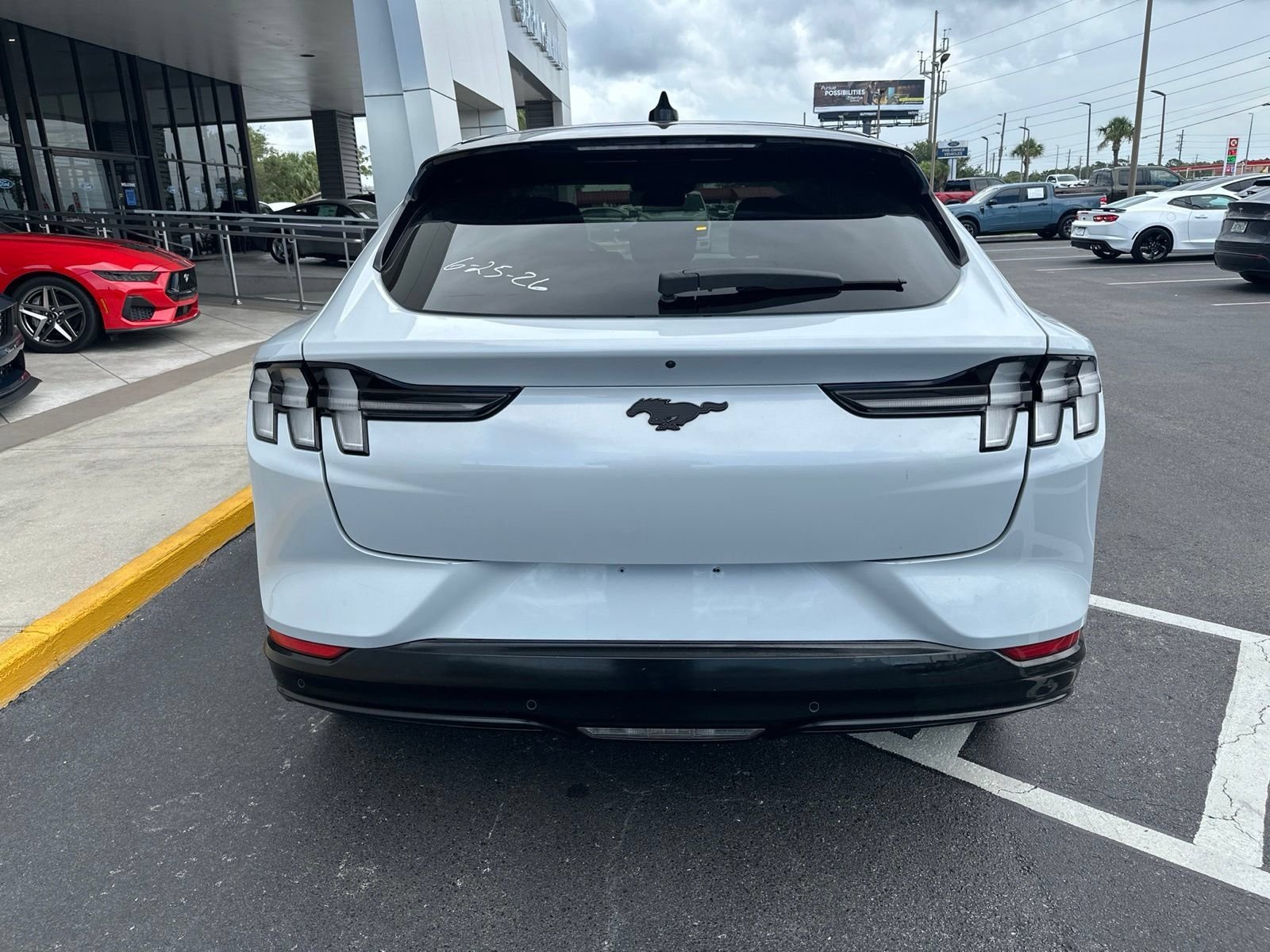 Used 2023 White Metallic Ford Premium image 4