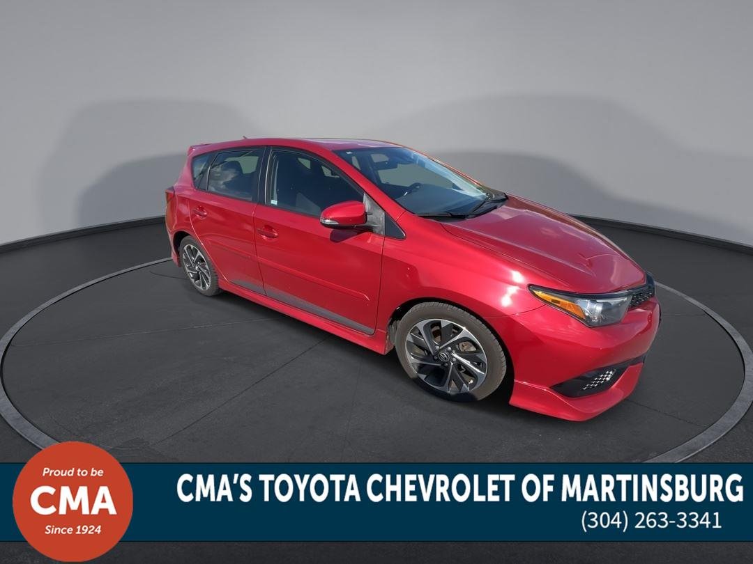 Used 2017 Barcelona Red Metallic Toyota BASE image 2