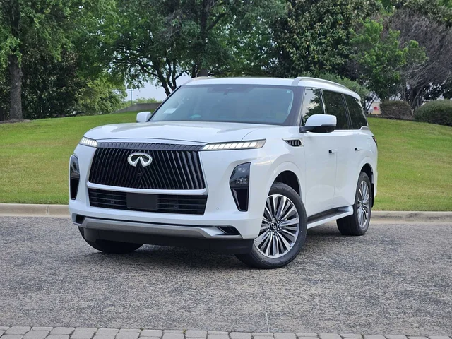 New 2026 INFINITI QX80 Luxe 2WD
