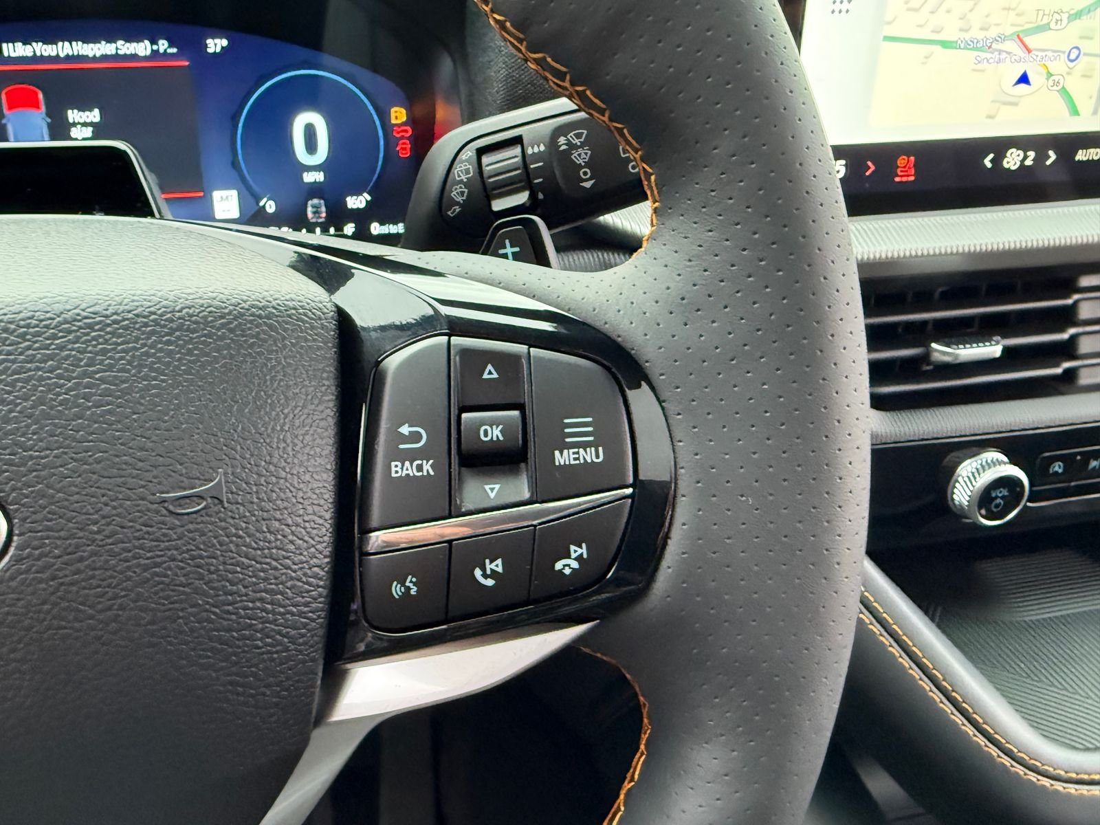 New 2026 Agate Black Metallic Ford Tremor® image 18