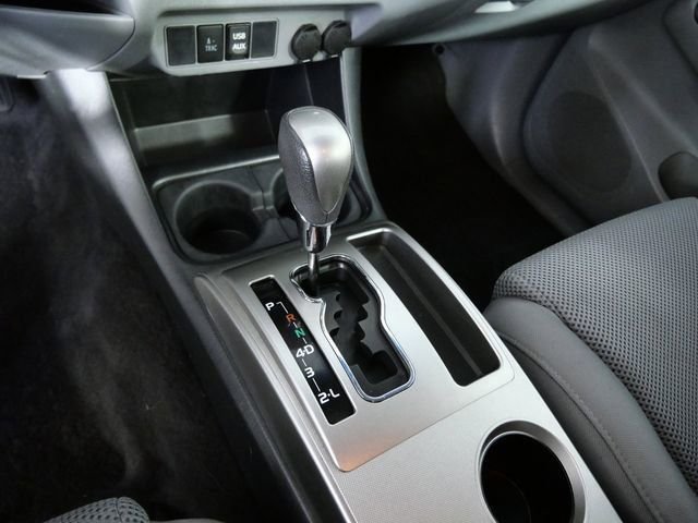 Used 2013 Black Toyota Base image 22