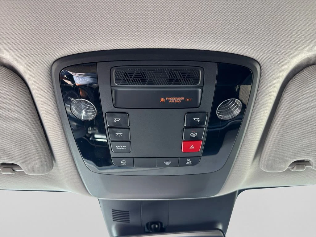 Used 2025 Blue Kia LXS image 33