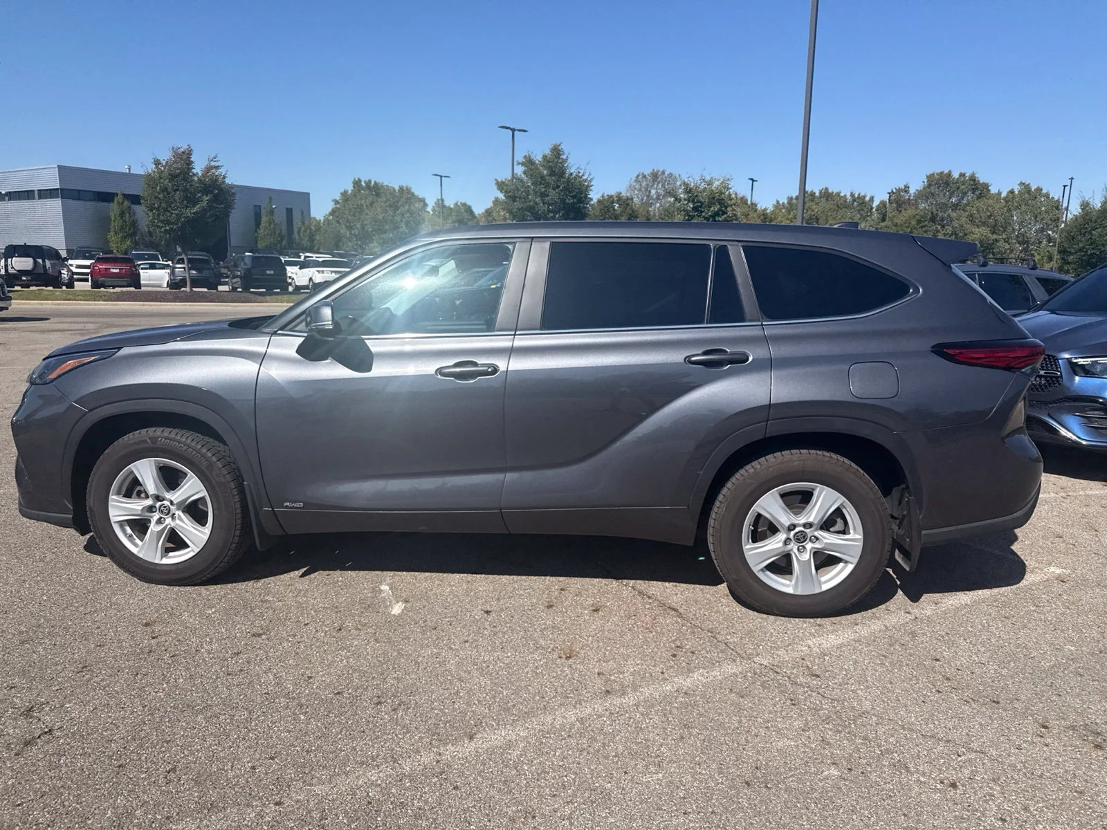 Used 2023 Gray Toyota  image 8