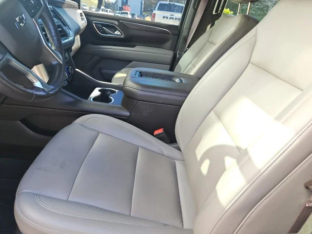 Used 2022 Blue Chevrolet Z71 image 2