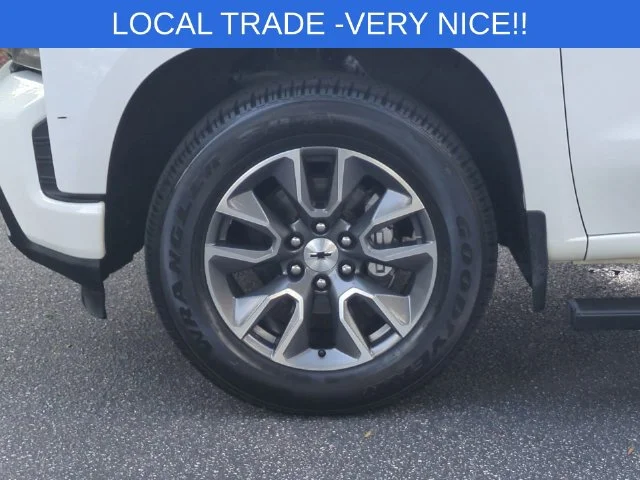 Used 2020 White Chevrolet RST image 10