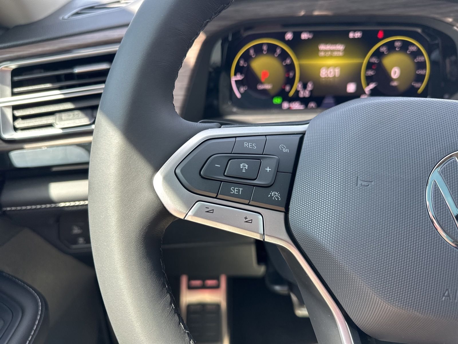 New 2026 White/off-white Volkswagen 2.0T SEL Premium R-Line image 51