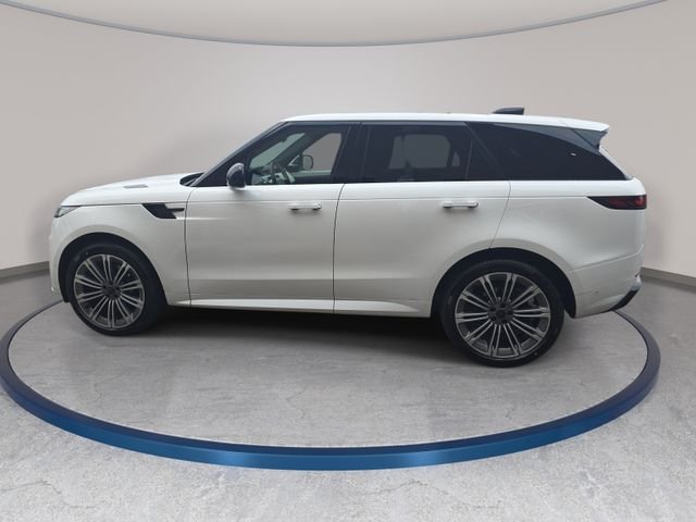 New 2026 Ostuni Pearl White Land Rover Dynamic SE image 8