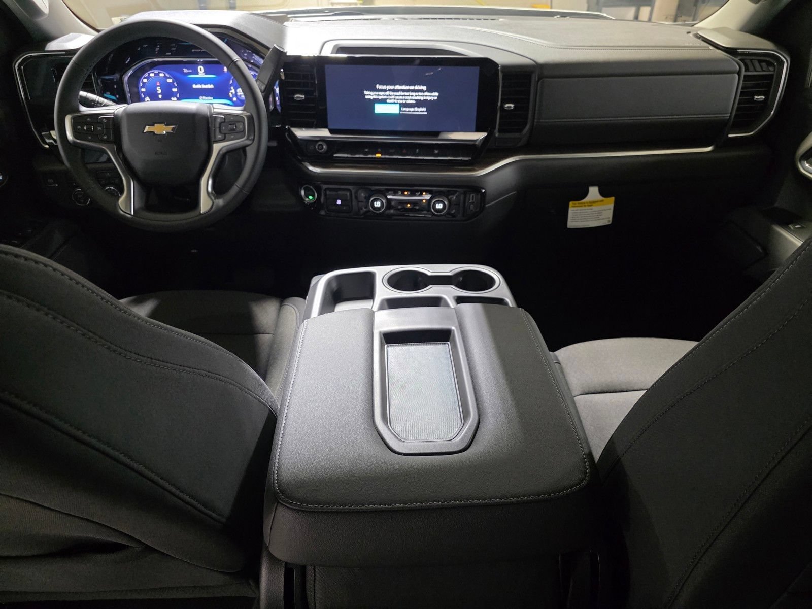 New 2026 Summit White Chevrolet LT (2FL) image 21