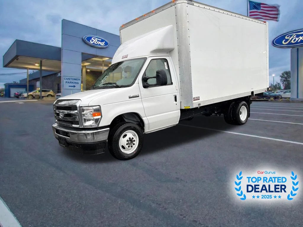 2026 Ford E-Series DRW E-450 Super Duty 158 in WB's photo