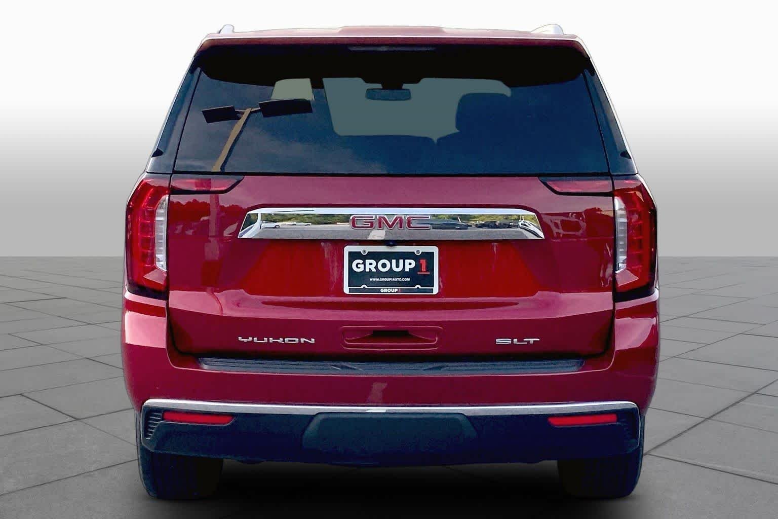 Used 2022 Cayenne Red Tintcoat GMC SLT image 5