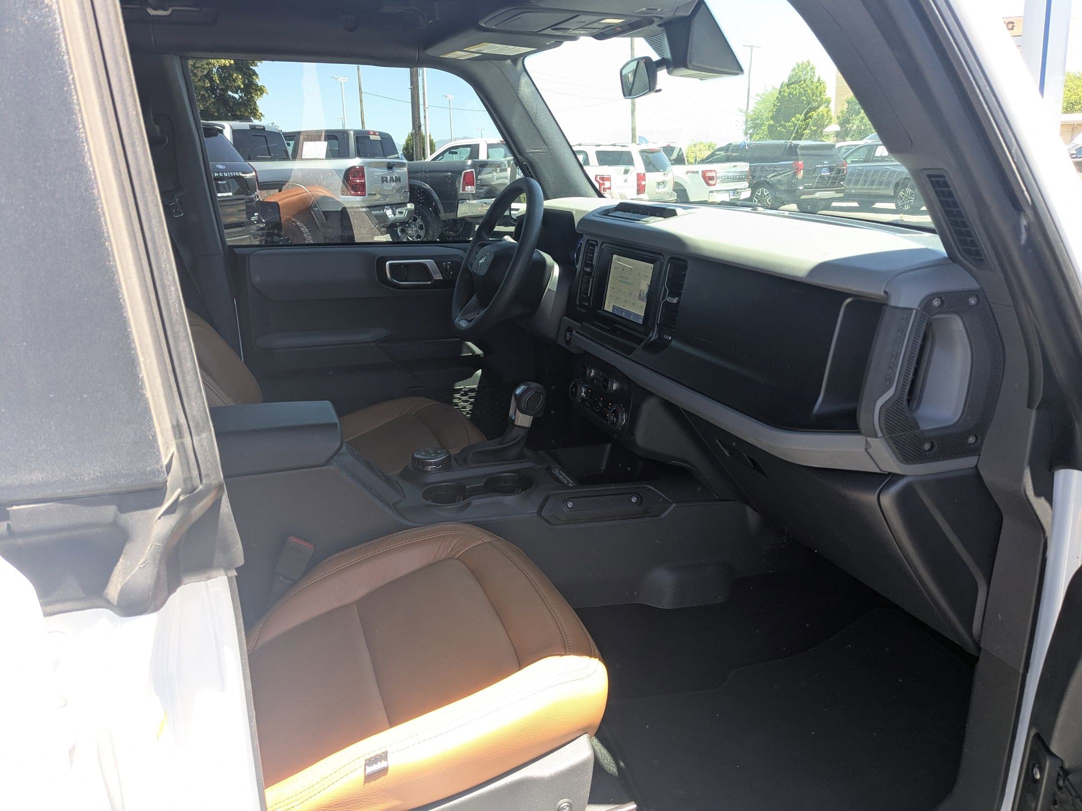 Used 2023 Blue Ford Base image 31