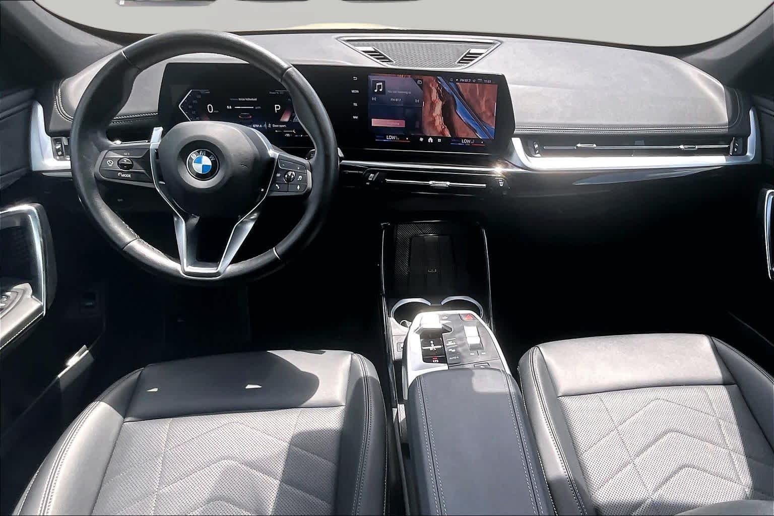 Used 2025 Black Sapphire Metallic BMW xDrive28i image 15