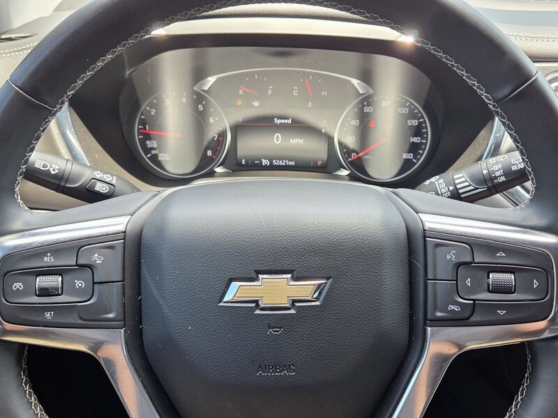 Used 2023 Summit White CHEVROLET FWD 4DR LT W/3LT image 30