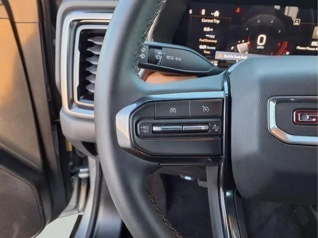 Used 2025 Silver GMC AT4 image 25