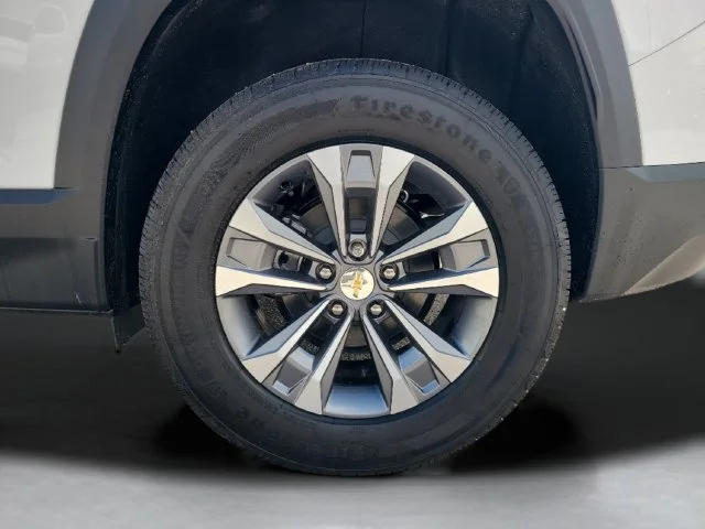 New 2027 Summit White Chevrolet LT image 36
