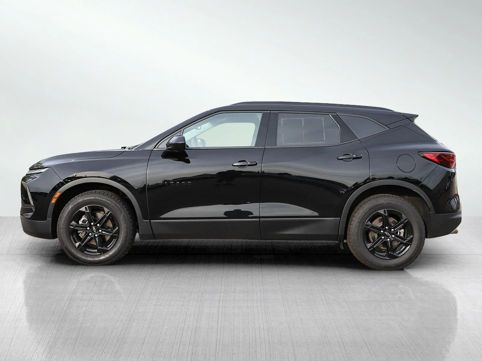 Used 2023 Chevrolet Blazer 2LT with VIN 3GNKBHR44PS224647 for sale in Eden Prairie, Minnesota