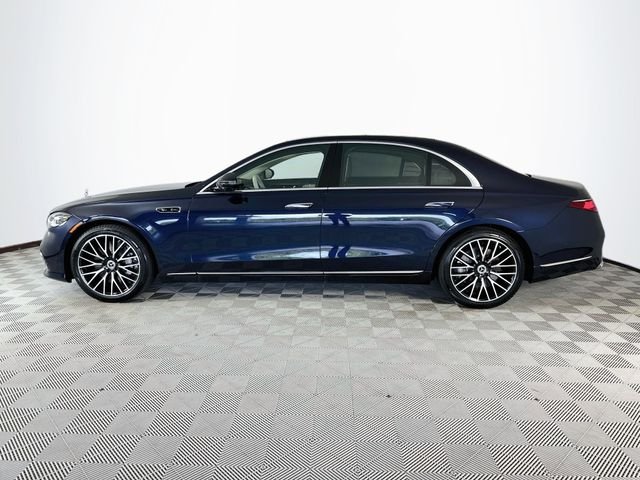 New 2027 Nautical Blue Metallic Mercedes-Benz S 580 image 4