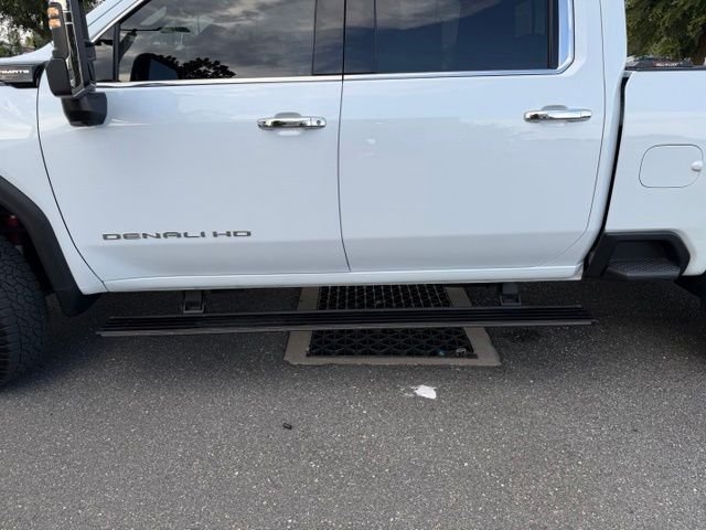 Used 2026 White GMC Denali Ultimate image 19